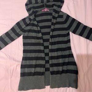 throw on sweater by epic threads